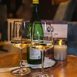 Mike's Mosel Hotell *