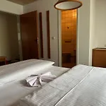Mike's Mosel Hotell Treis-Karden